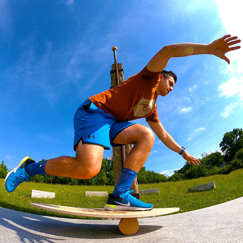 Balance Board aus Holz