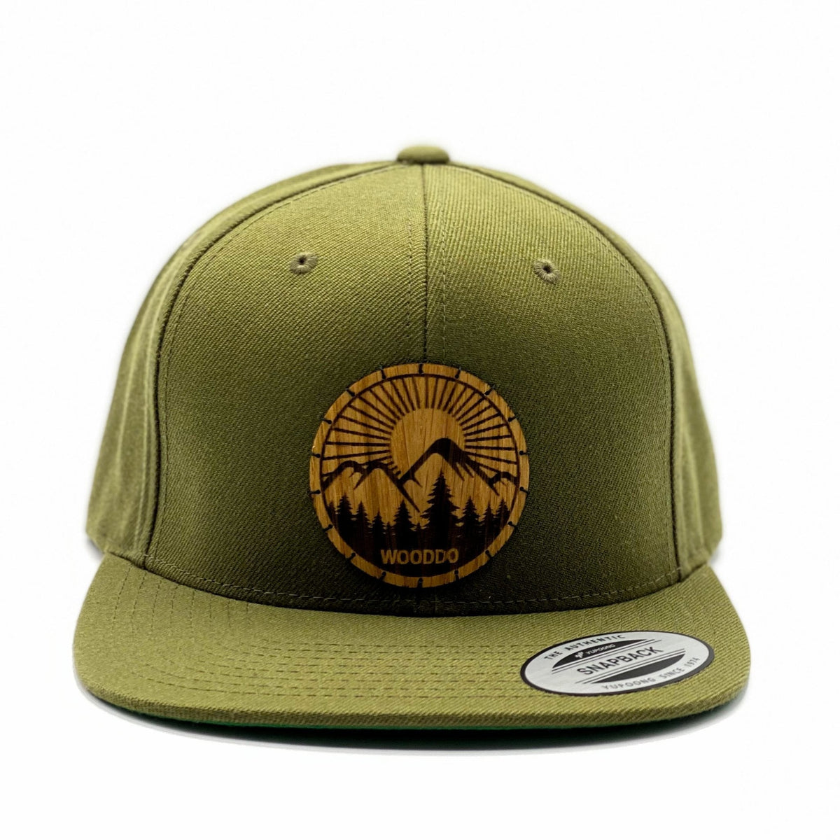 Olivgrünes Natureclassic Snapback Cap mit Holzemblem Sunrise, von vorne