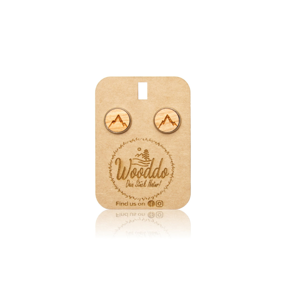 Holz Ohrstecker Gipfelstürmer aus Kirschholz auf dem Wooddo-Halter